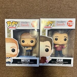 Funko Modern Family Mitch & Cam Vinyl Figures - Blue & Maroon like new